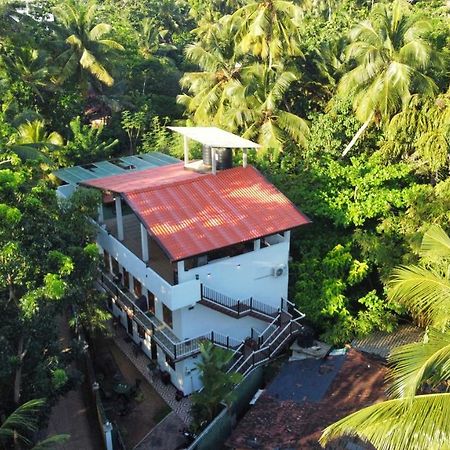 Rainbow Guest House Hikkaduwa Esterno foto