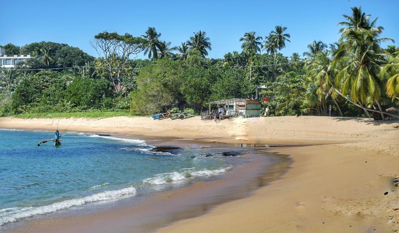 Rainbow Guest House Hikkaduwa Esterno foto