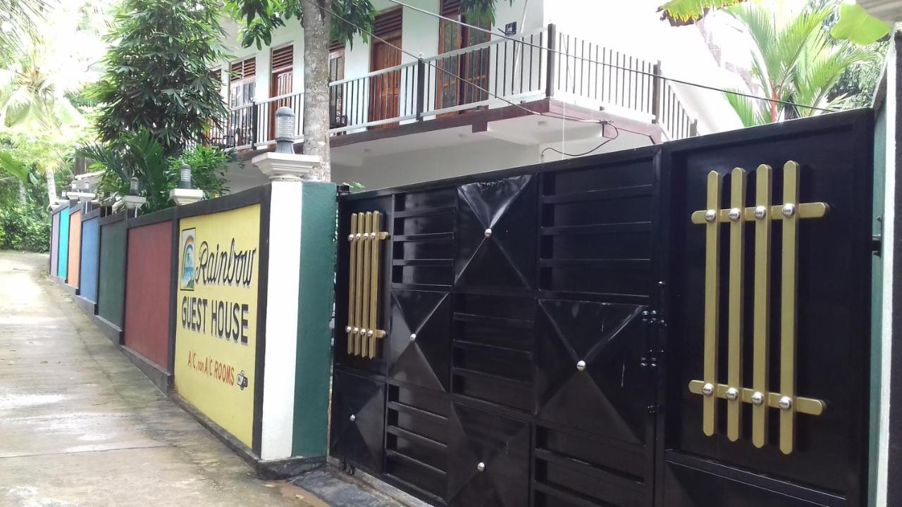 Rainbow Guest House Hikkaduwa Esterno foto