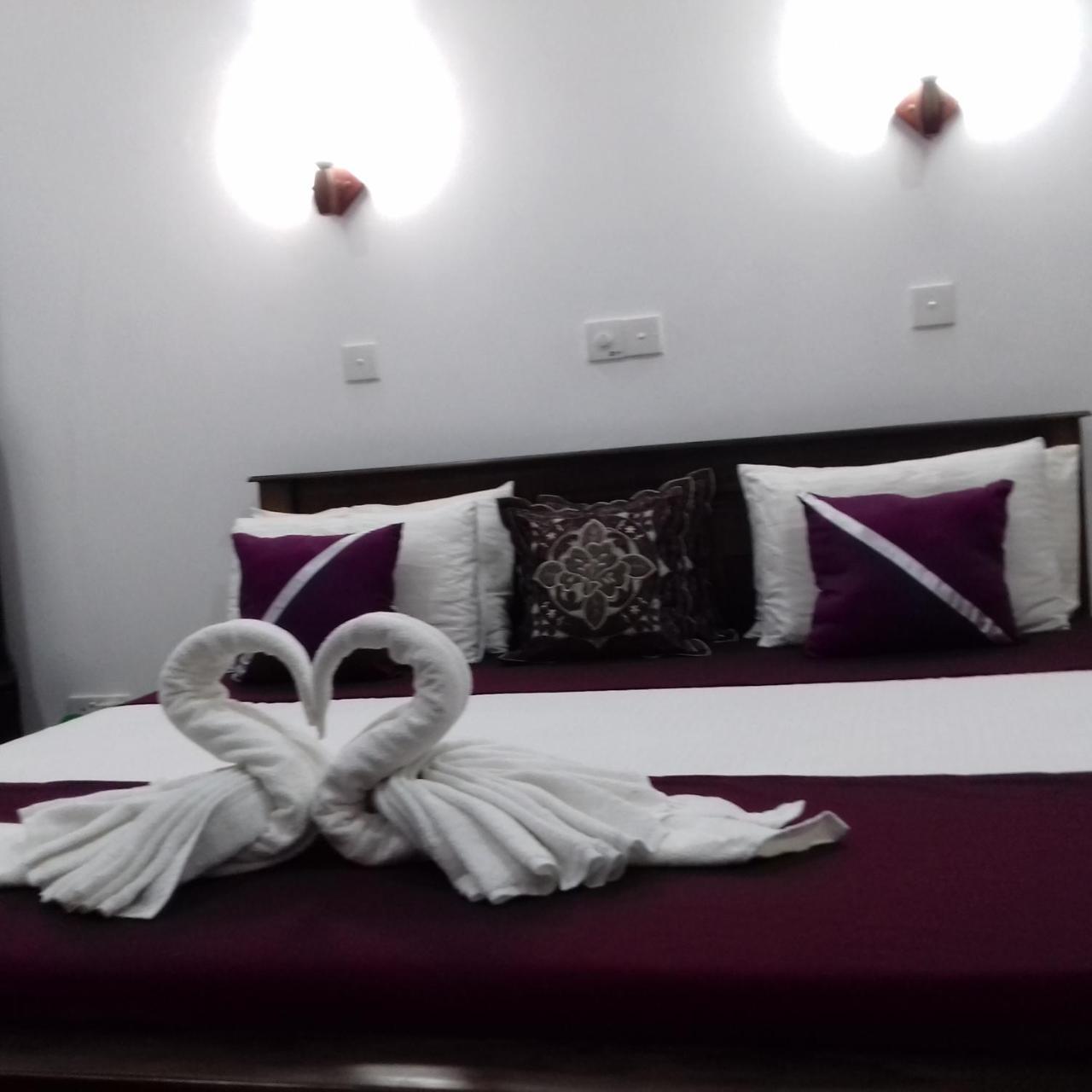 Rainbow Guest House Hikkaduwa Esterno foto