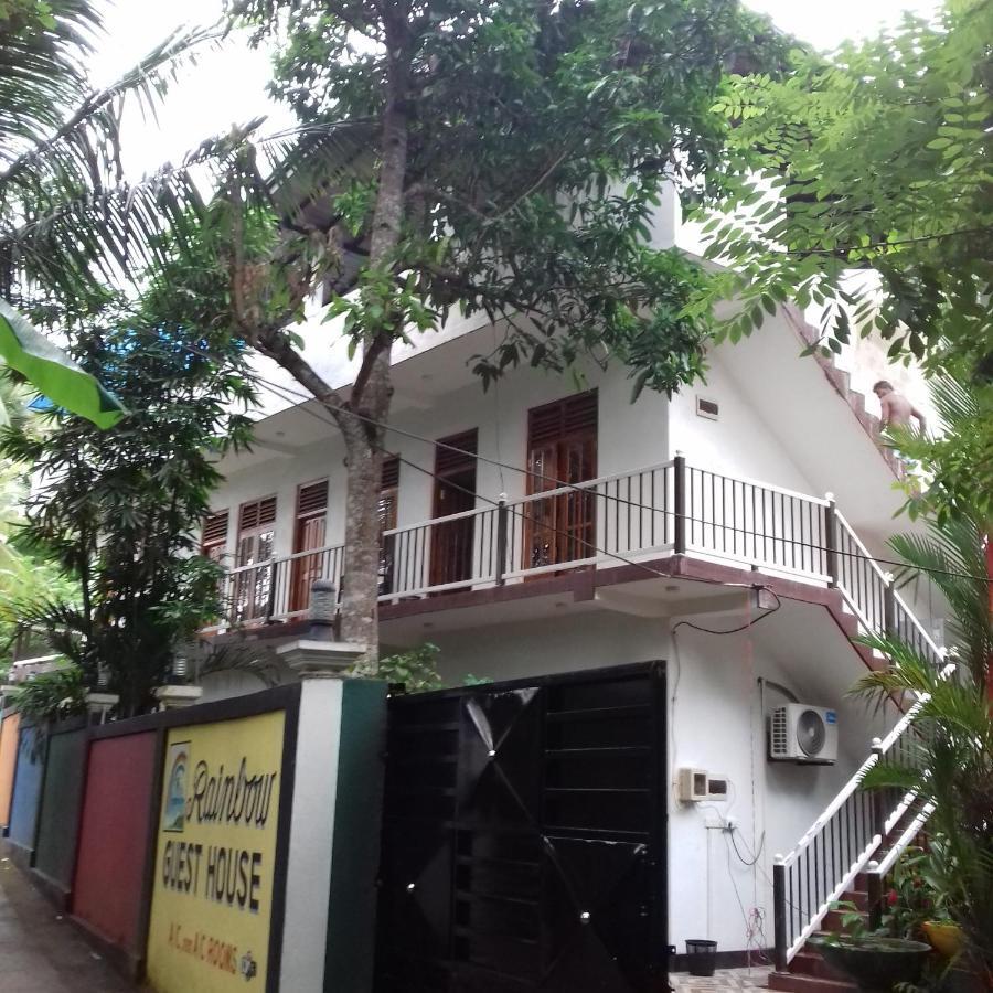 Rainbow Guest House Hikkaduwa Esterno foto