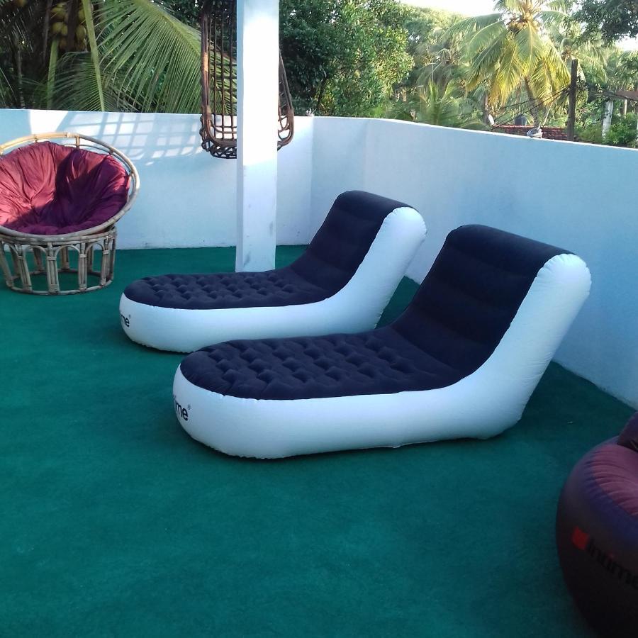 Rainbow Guest House Hikkaduwa Esterno foto